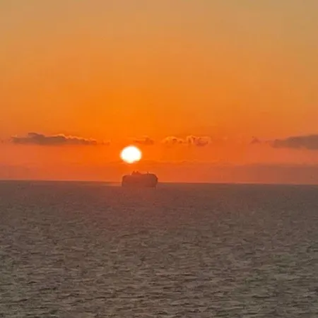 Stunning Penthouse, 2 Bedroom, Heart Of